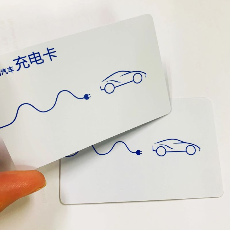 860-960MHz RFID Electronic Tag Long Distance U9 White PVC UHF Charging Card