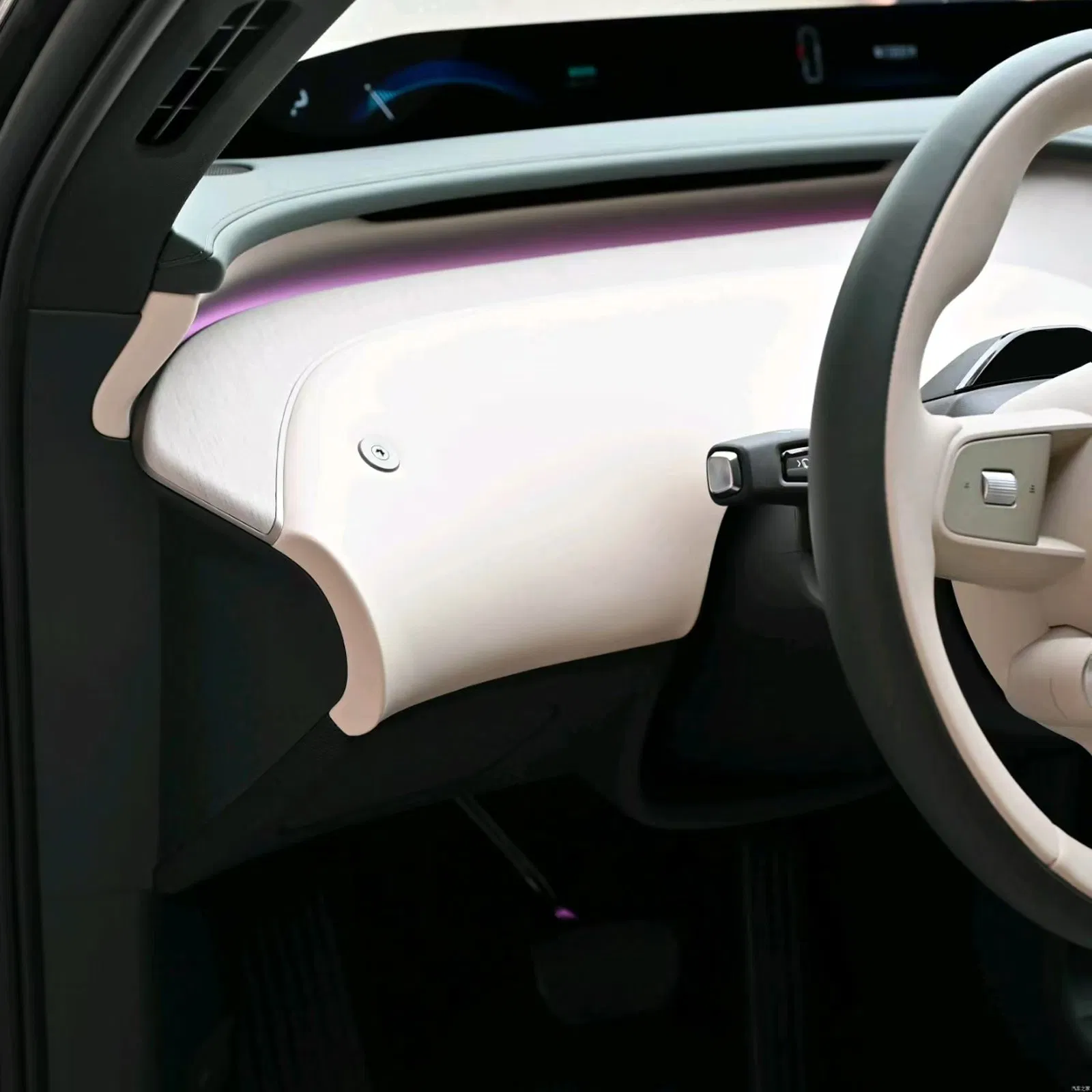 2025 Xiaomi Yu7 Chinese EV SUV for Retail