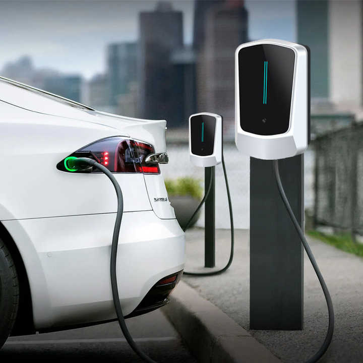 Universal Vehicle-Mounted Portable 3.6kw EV Charging Station with Safety Protection