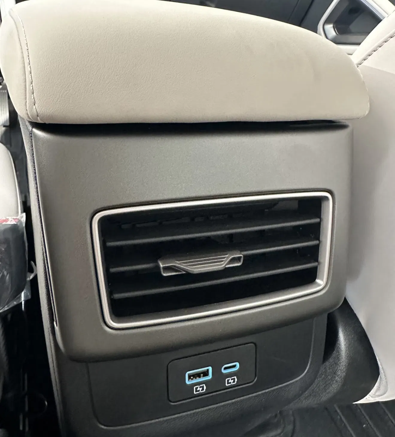 Smart Urban EV 2025 Byd Yuan up Car 401km Energetic Smart Driving EV SUV for Fast Charging Daily Commute