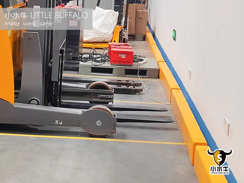 Flexible Traffic Safety Barrier 5