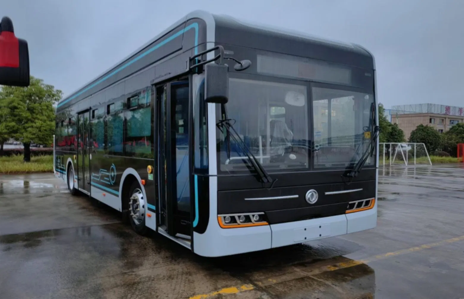 2025 New Dongfeng 23-45 Seats Bus Solution Innovative Bus Providing Sustainable City Transit Options Chinese Passenger City Electric Bus Factory Price EV Bus