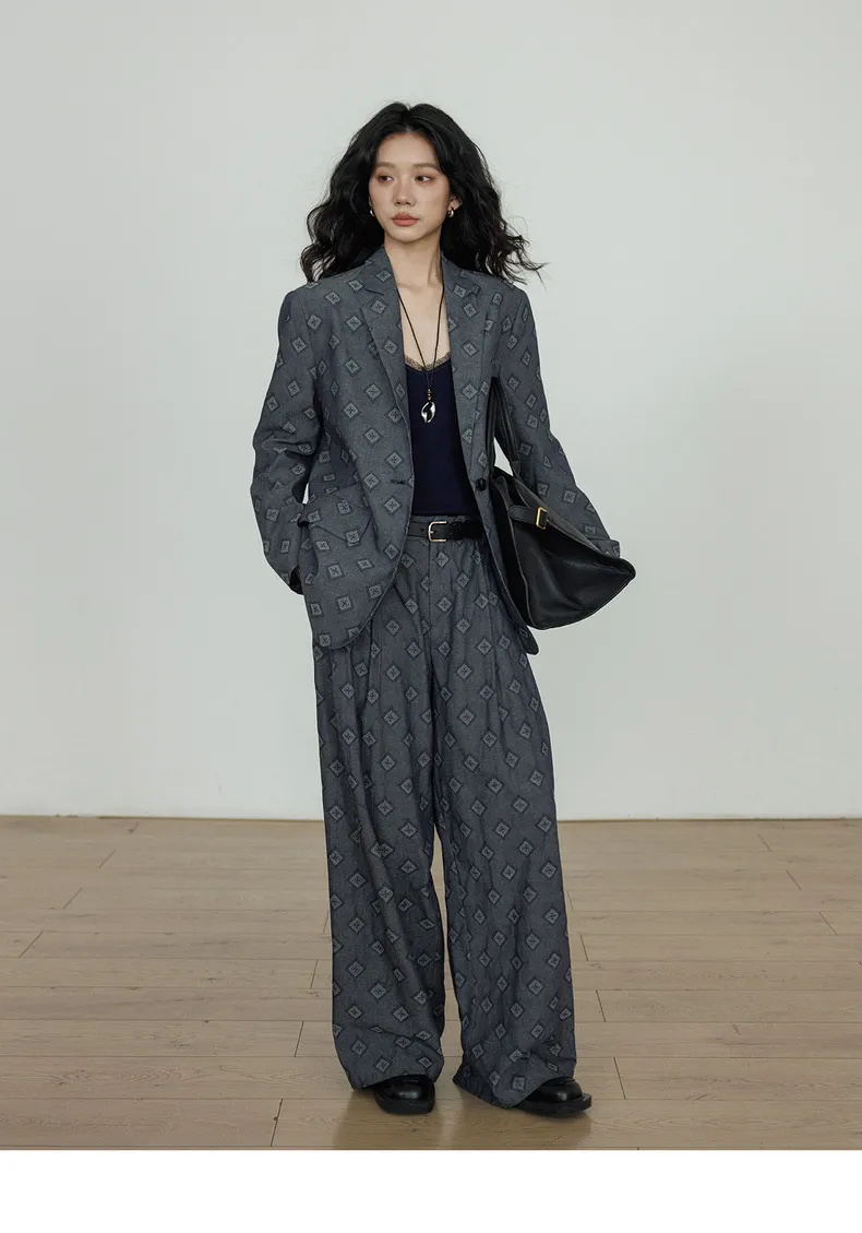 Women Suits Set Blazer Jacket Paired with Loose Long Pants Detail 3