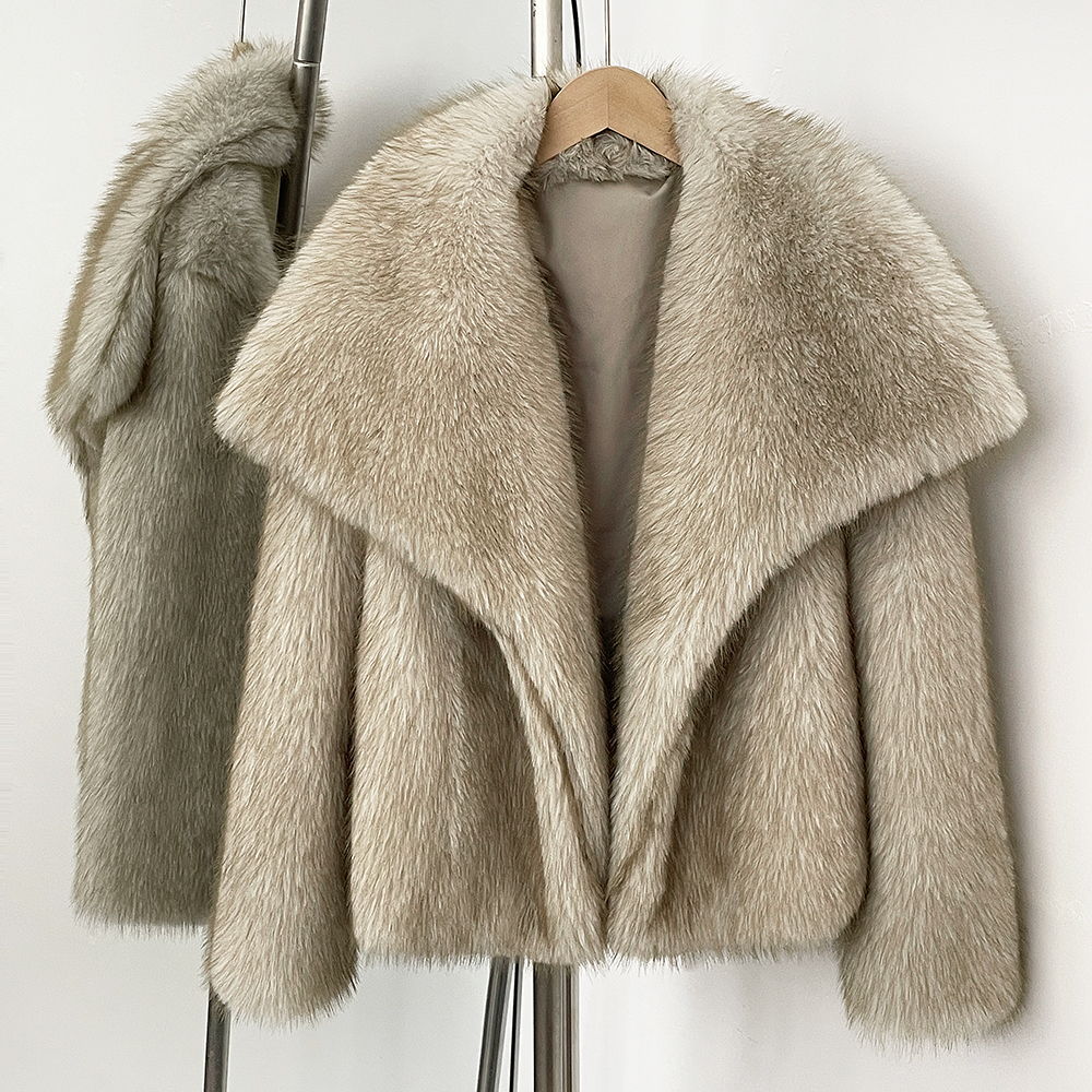 Faux Fox Fur Jacket Detail 8