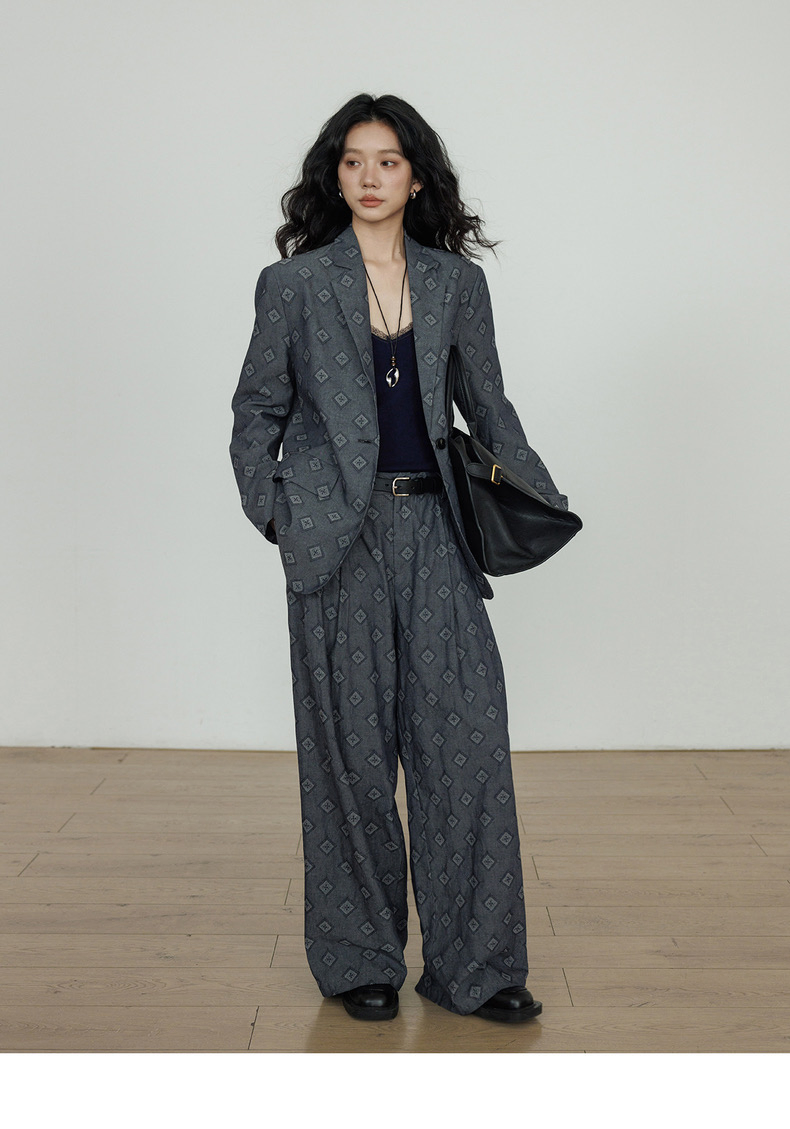 Brand Logo 2 Piece Women Suits Set Blazer Jacket Paired with Loose Long Pants Wholesale Lapel Collar Oversize Customized Print Blazer for Women Casual Wear