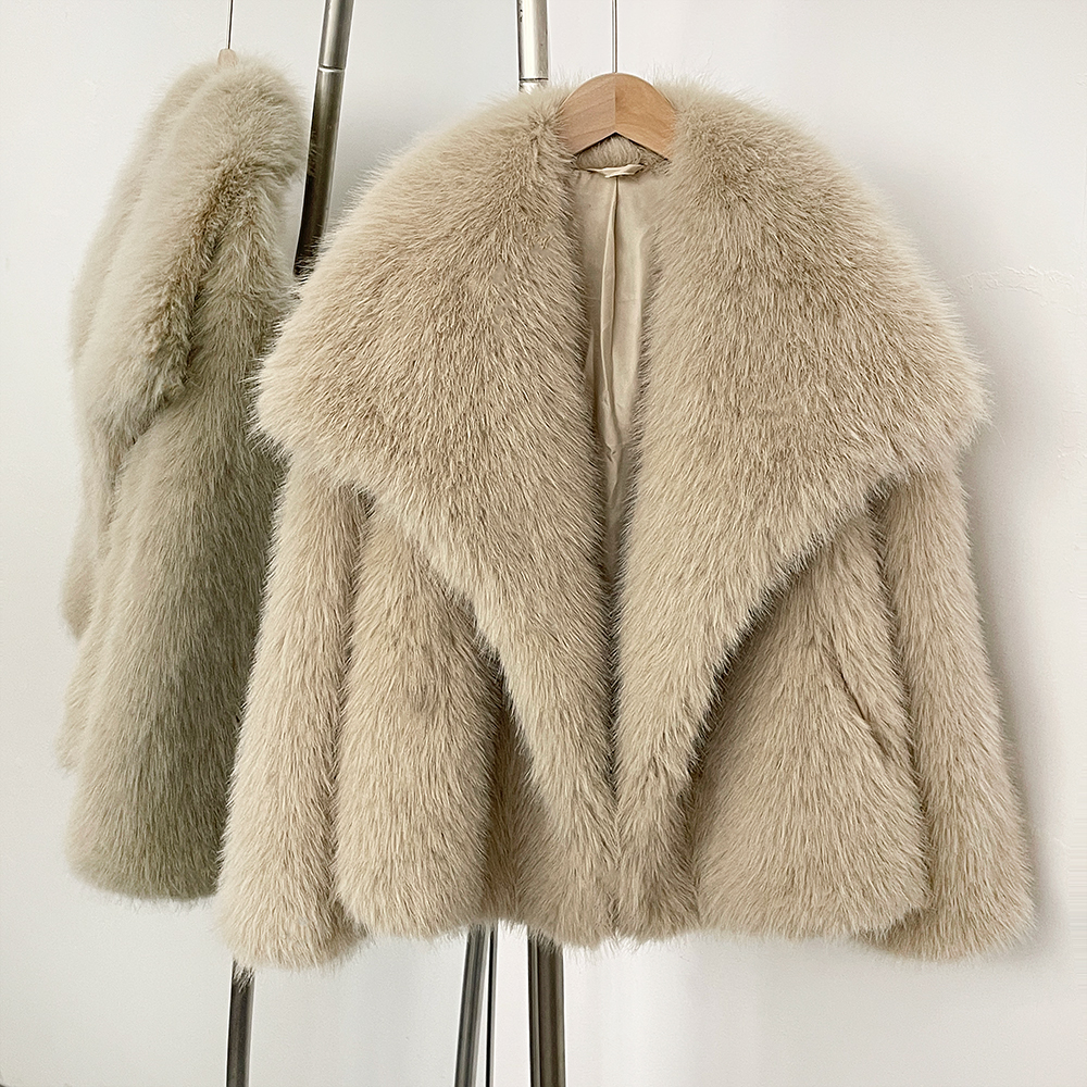 Faux Fox Fur Jacket Detail 12