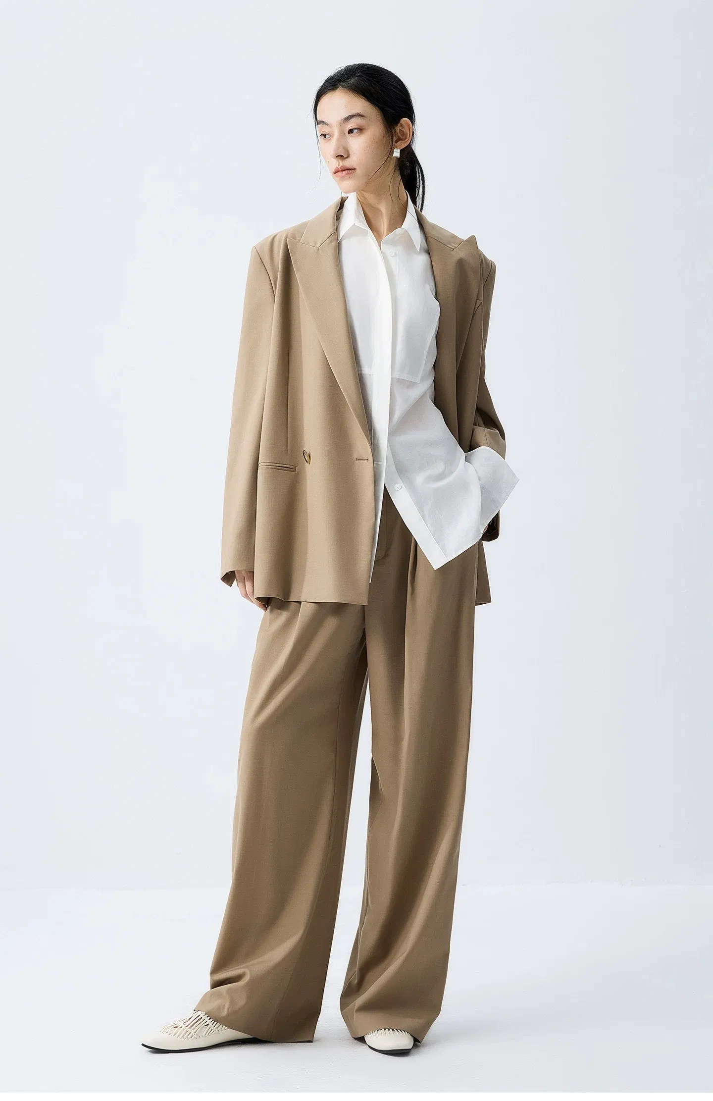 Brand Logo 2 Piece Women Suits Set Blazer Jacket Paired with Loose Long Pants Wholesale Lapel Collar Double Breast Blazer for Women Casual Wear