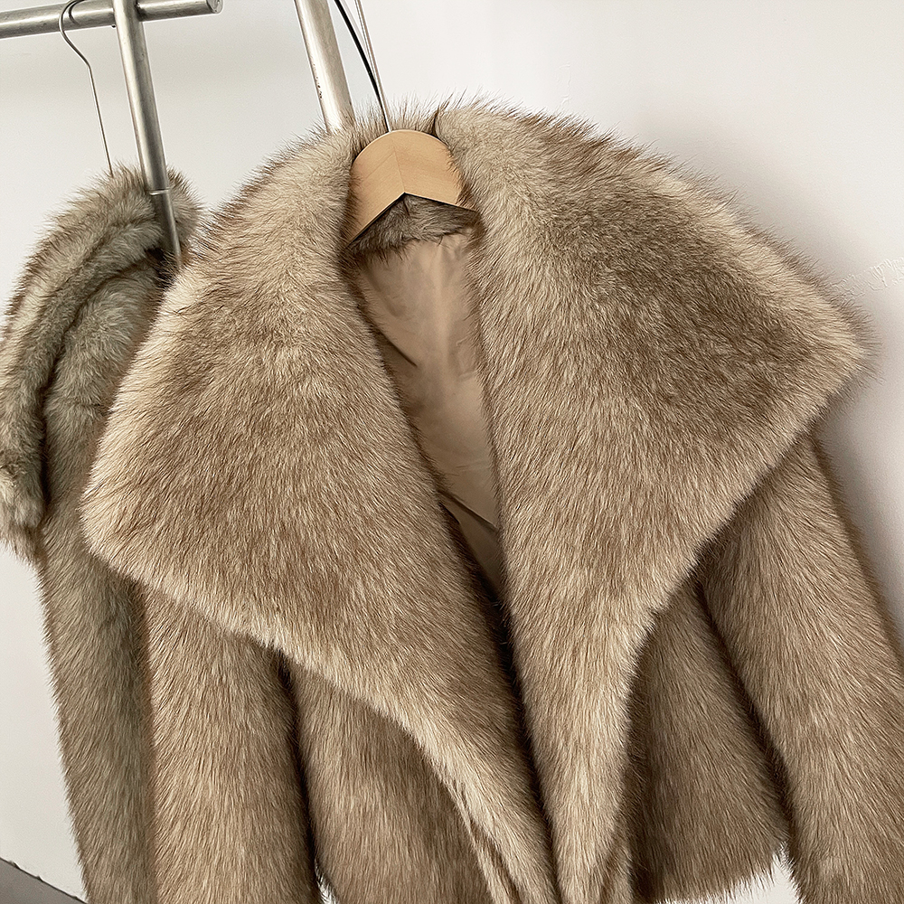 Faux Fox Fur Jacket Detail 4