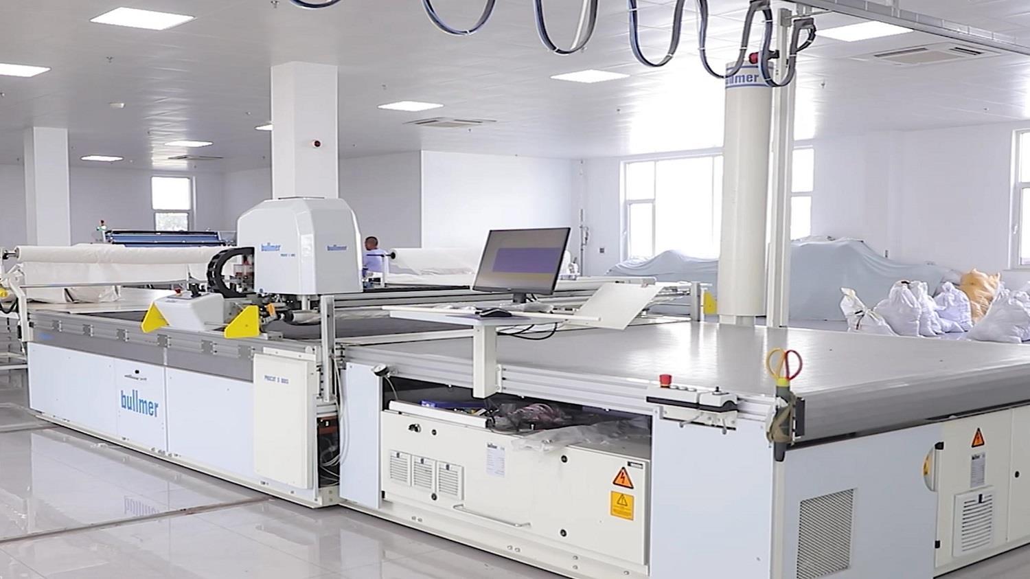 Computerized Automatic Cutting Machine