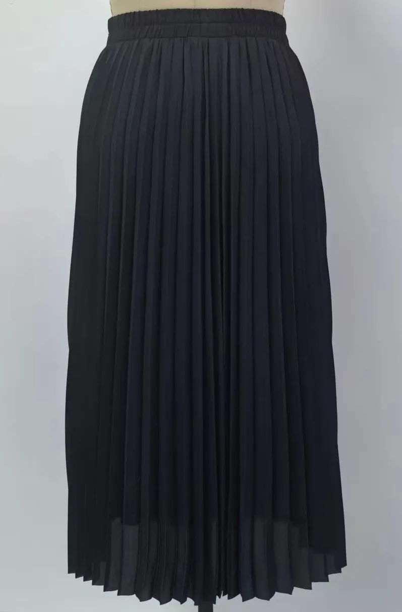 Ladies Casual Pleated Skirt Back Design