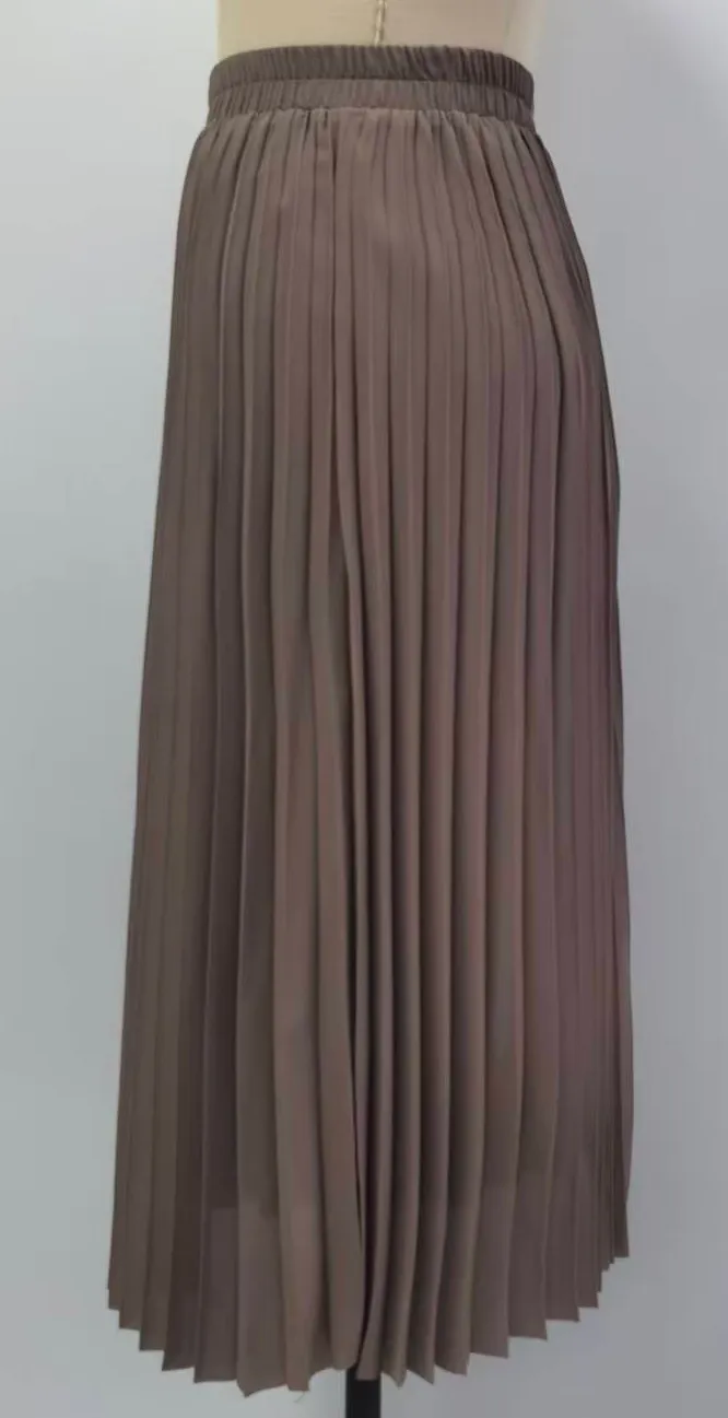 Ladies Casual Pleated Skirt Pattern Detail