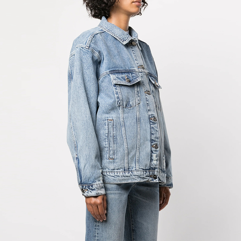 Customized Light Blue Oversize Heavy Wash Destroyed Women's Denim Trucker Jacket Button Long Sleeves Streetwear Autumn Winter