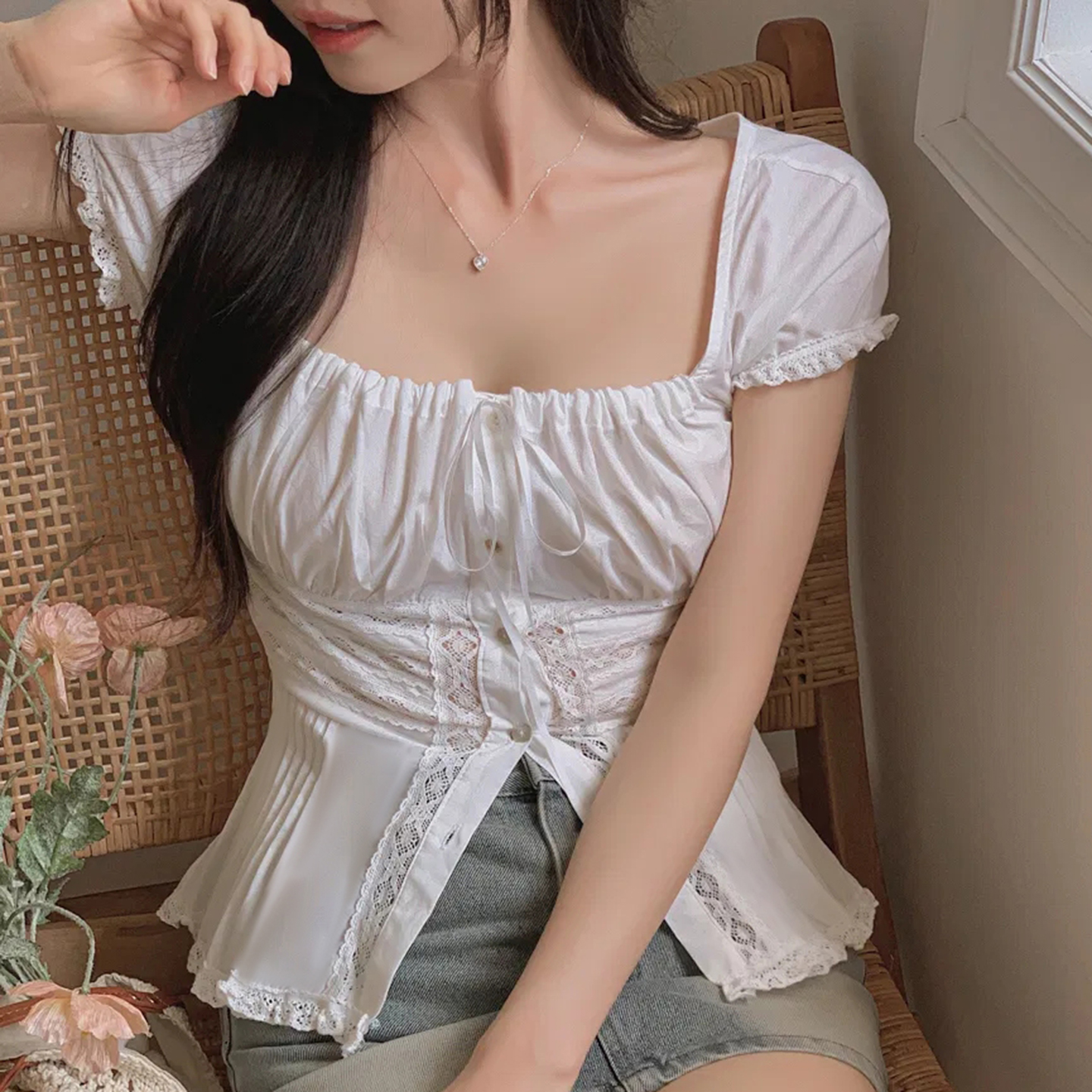 Trendy Women s Lace Splicing Square Neck Pleated Blouse Puff Sleeve Slim Fit Button Up Sweet Daily Shirt Top