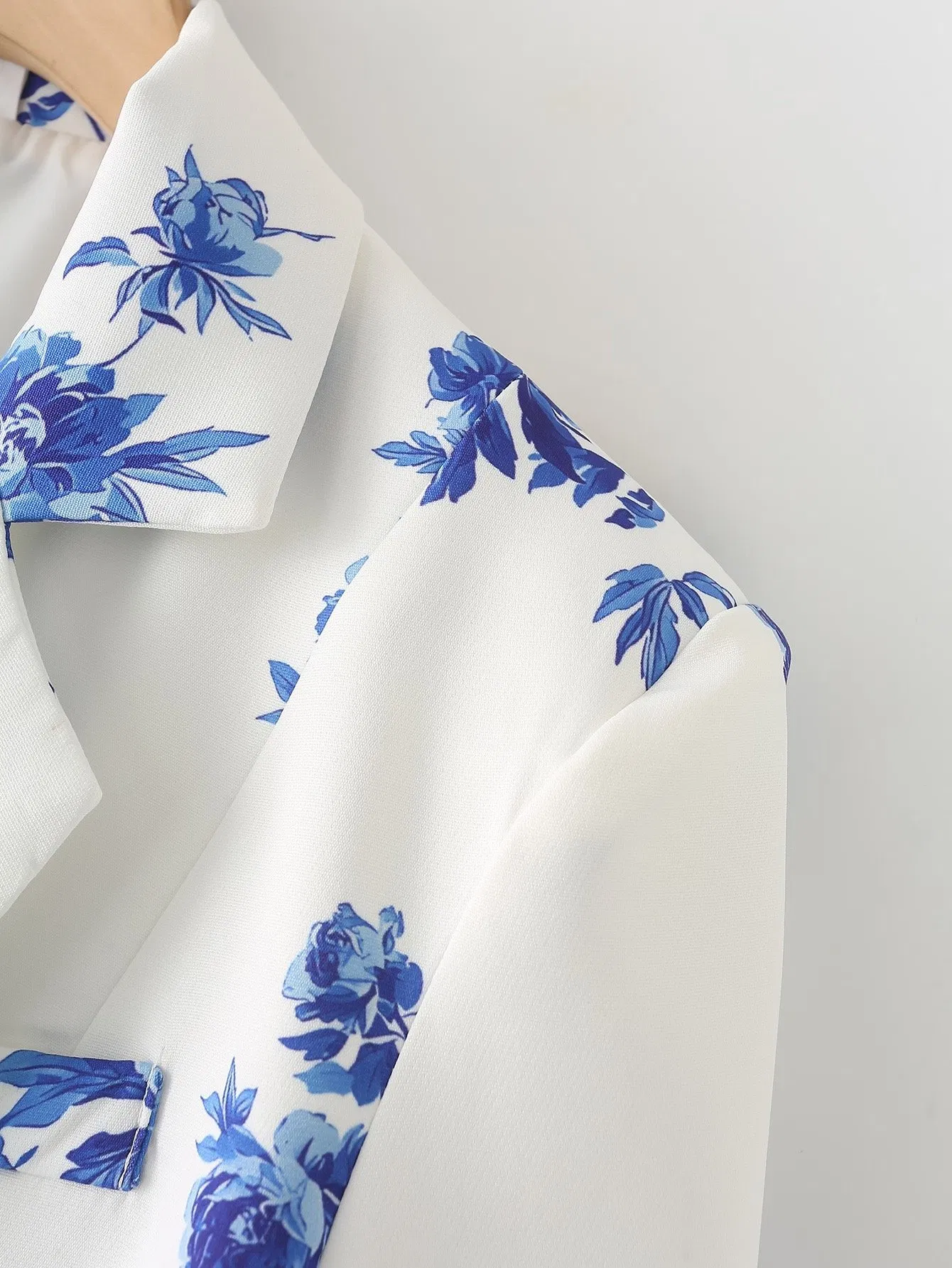 Custom Bespoke Stylish Women's Blazer Designed for Casual Chic Looks