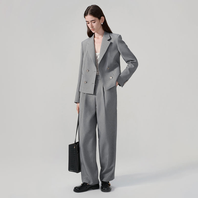 OEM Custom Logo Embroidered Women's Business Casual Blazer with Side Vents and Functional Buttons Blazer