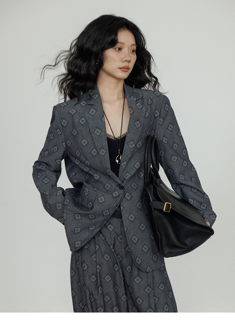 Brand Logo 2 Piece Women Suits Set Blazer Jacket Paired with Loose Long Pants Wholesale Lapel Collar Oversize Customized Print Blazer for Women Casual Wear