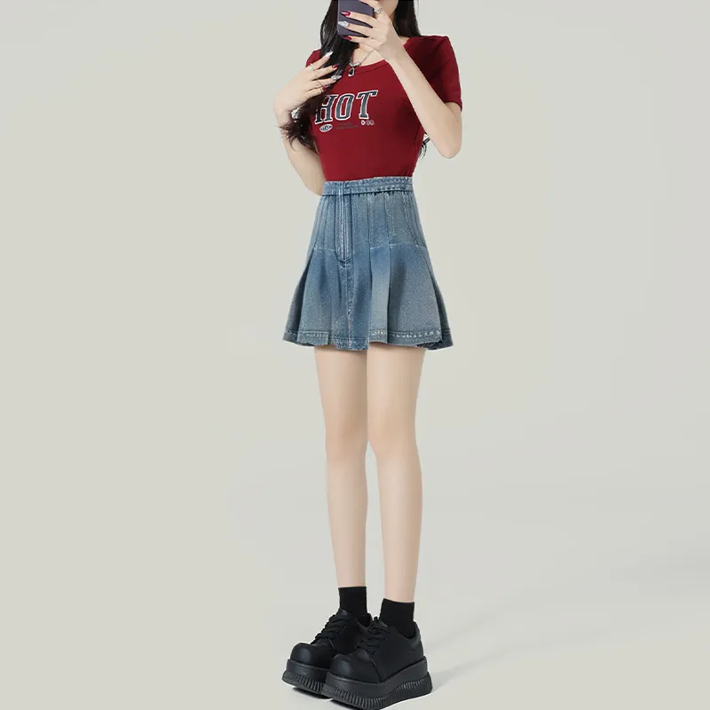 Stylish Women's Denim Pleated Skirt, Washable and Durable Design Detail