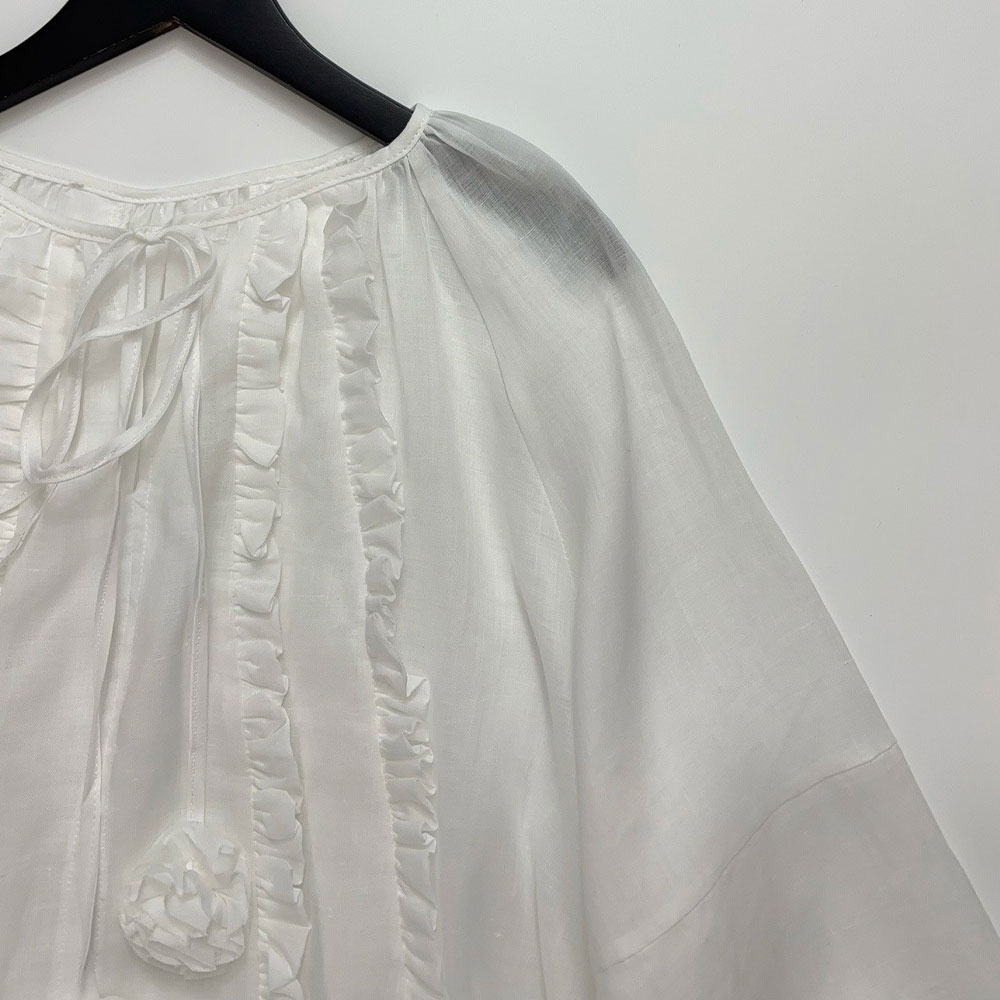 High Quality Breathable Ladies Blouse Custom Made White Regular Fit Vintage V-Neck Shirt Button Casual Outwear OEM ODM Front