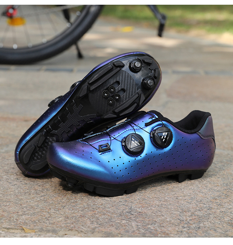 Outdoor sports product display 26