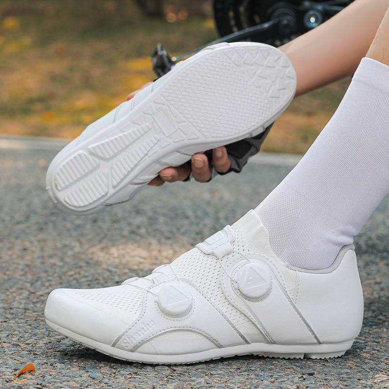 New Model Road Bike Lock Shoes Wide Version Bicycle Riding Shoes Lockless Hard Sole Mountain Bike Dynamic Cycling Shoes