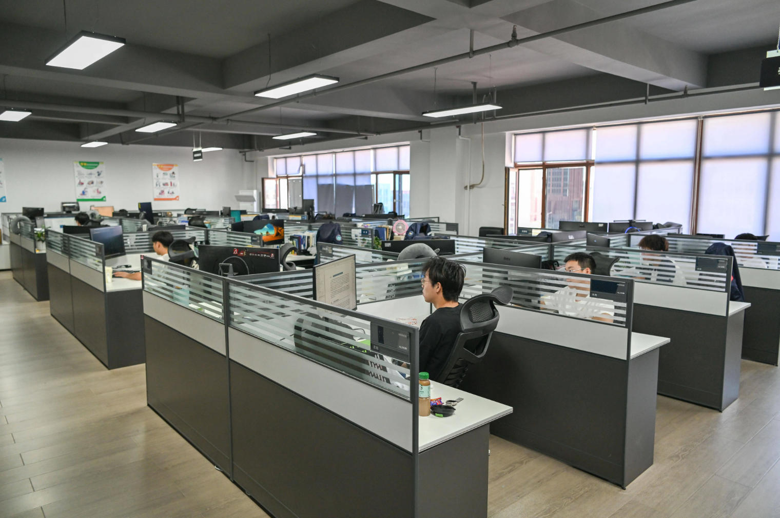 Large sales team