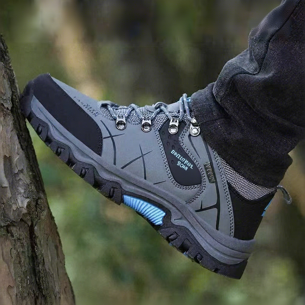 Ready Ship Man's Big Size Hiking Shoes Breathable Outdoor Waterproof Non-Slip Feature Lighted Autumn Winter Season Mesh Insole