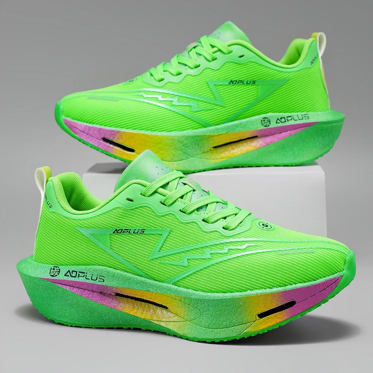 OEM/ODM Running Shoes, Road Trail Running Shoes, Breathable Lightweight Casual Shoes for Wholesale