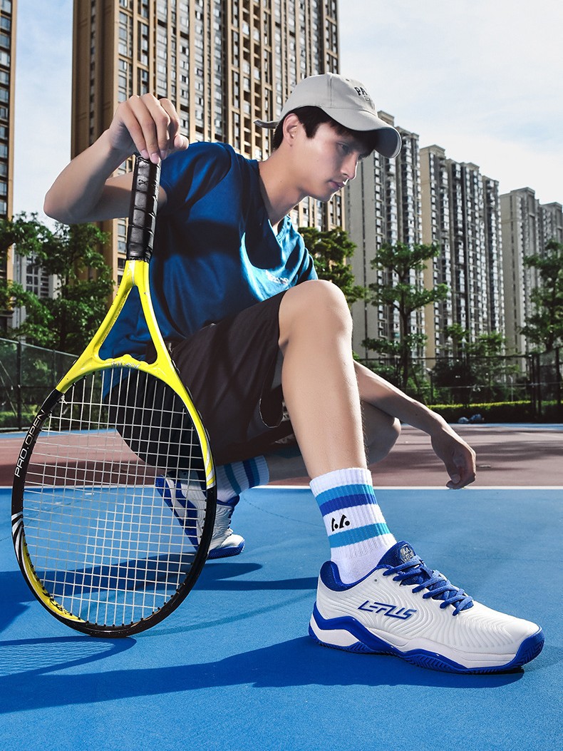 2025 Professional Men's Women's Tennis Badminton Shoes Breathable Mesh Rebound Cushioning for Autumn Sports Training