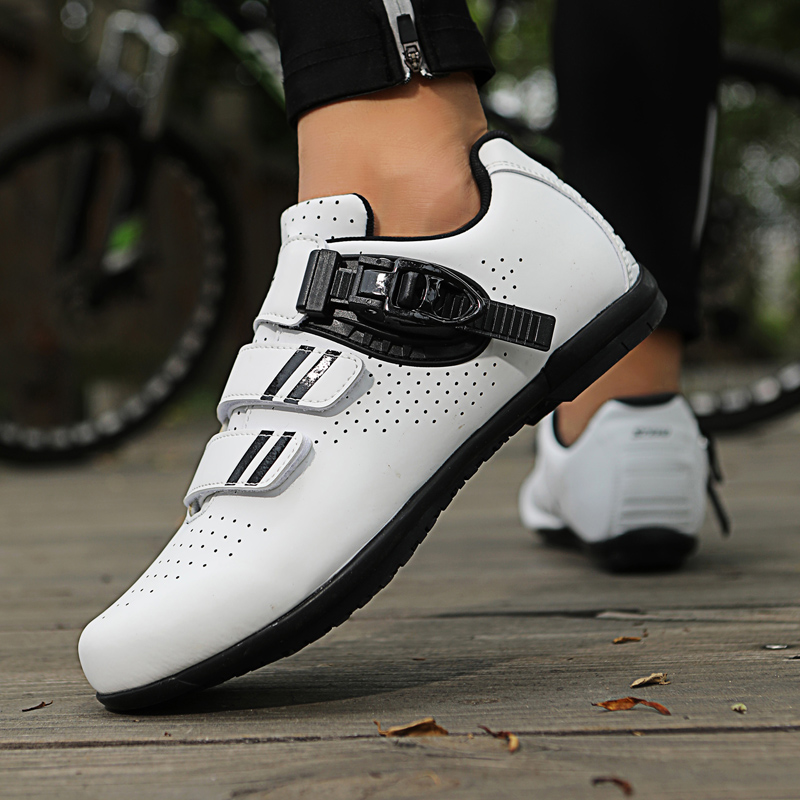 riding shoes details 3