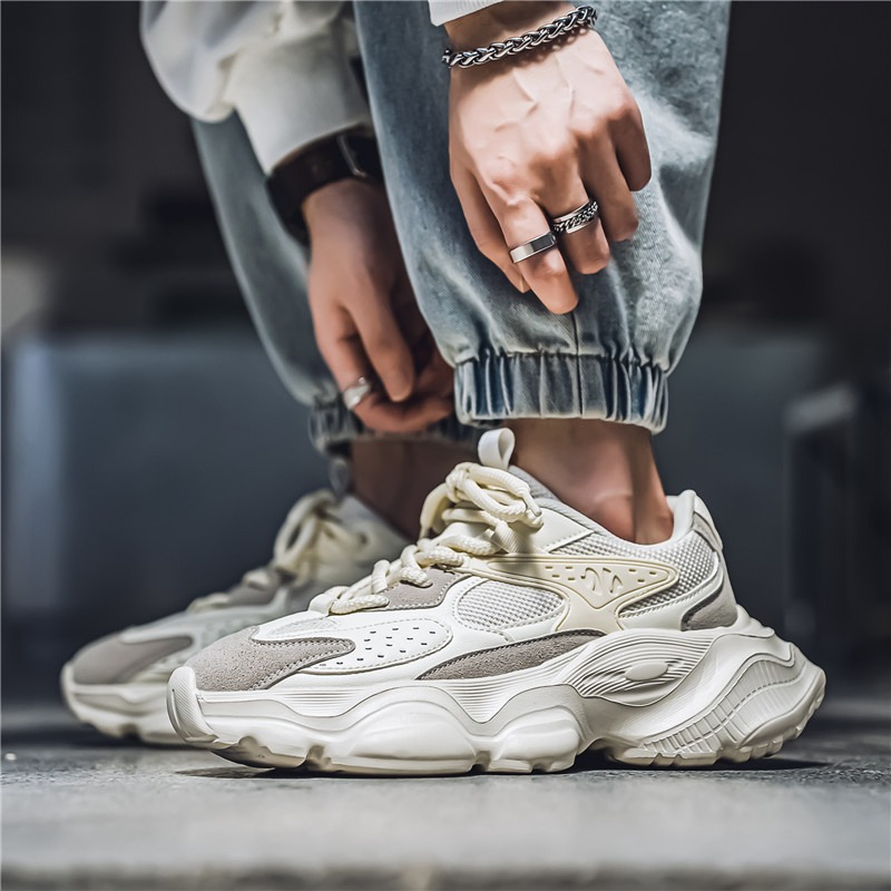 2026 Classic Mens Sports Shoes Casual Running Shoes Couple Cricket Shoes Outdoor Pedestrian Street Lifestyle Skateboarding Shoes