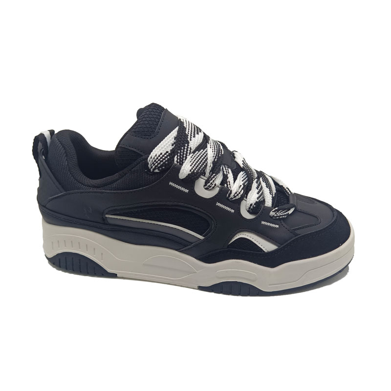 Fashion Skateboard Casual Shoes Thick Sole Skating Stylish Skateboarding Shoes