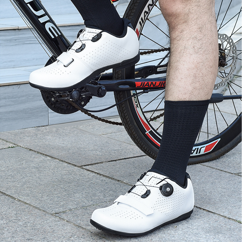Lightweight Mountain Bike Cycling Shoes Non-Lock Carbon for Outdoor Activities Spinning Bike Shoes