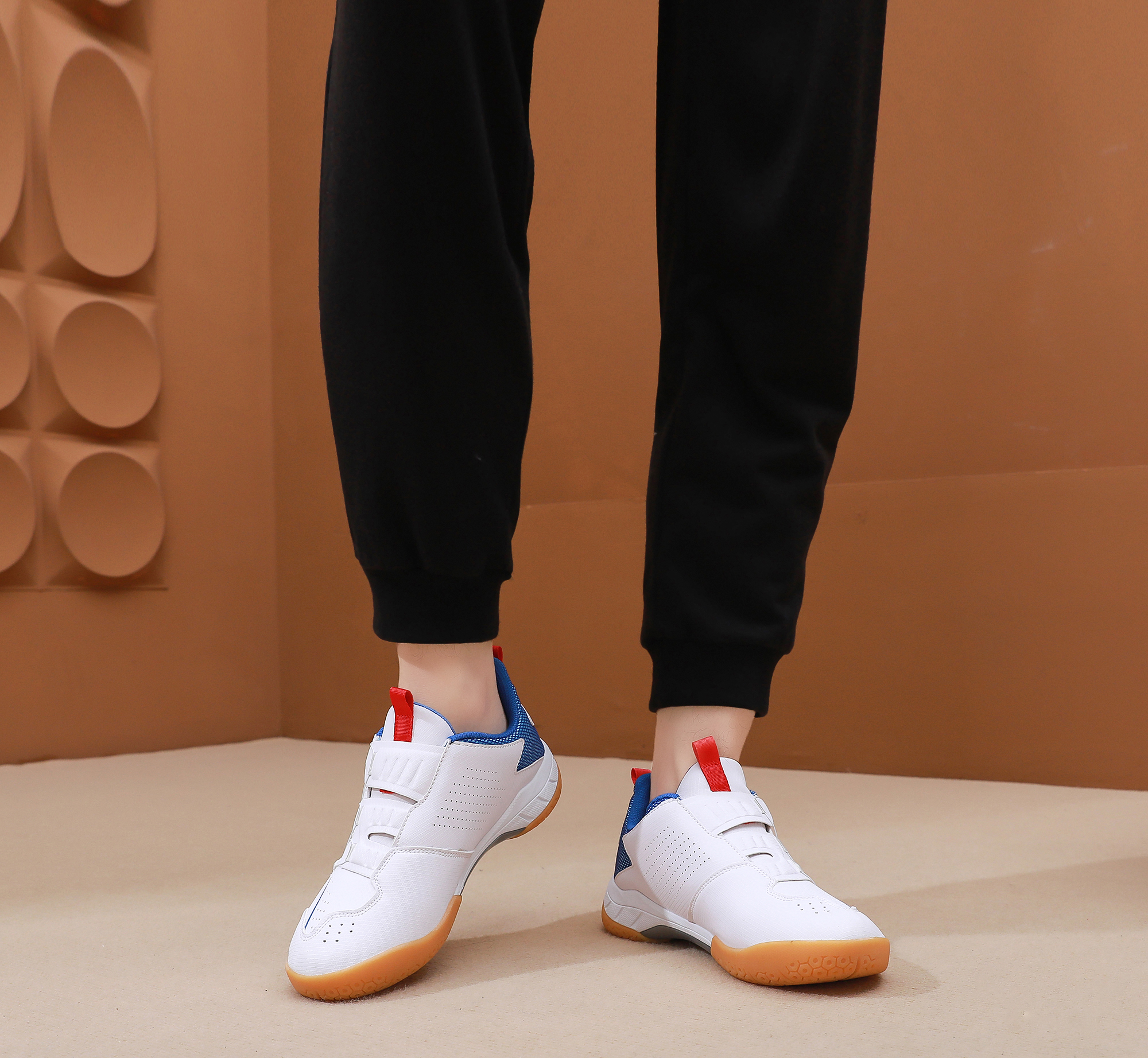 Unisex High Quality Men Handball Light Training Athletics Tennis Sneakers Men Breathable Professional Volleyball Shoes