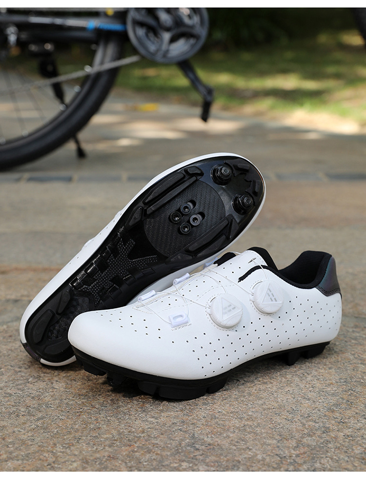 Outdoor sports product display 17