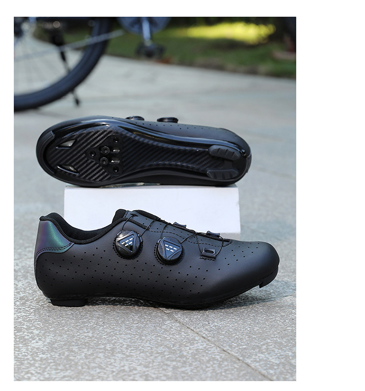 Outdoor sports product display 19