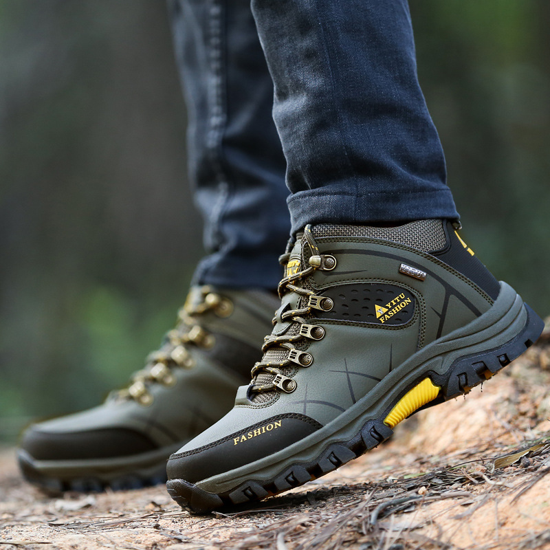 Latest Men Outdoor Trail Running Camping Travel Mountain Hiking Sneakers Rock Climbing Shoes