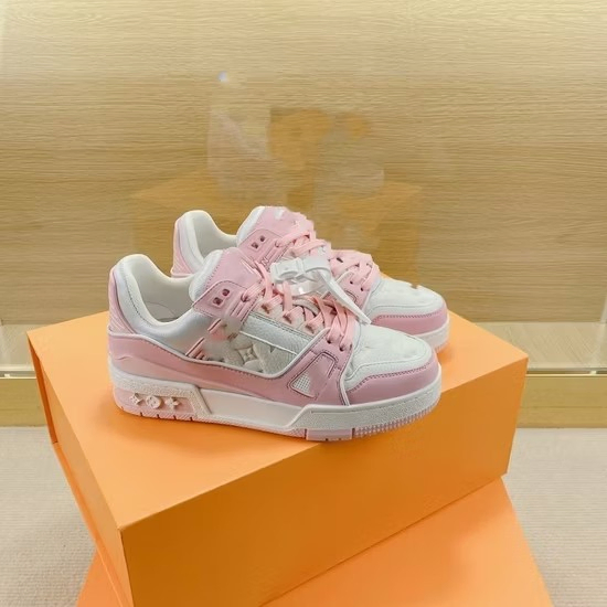 Luxury Brand Designer Pink Skateboarding Shoes/Walking Shoes/Running Shoes/Retro Cricket and Basketball Shoes - Men's and Casual Shoes