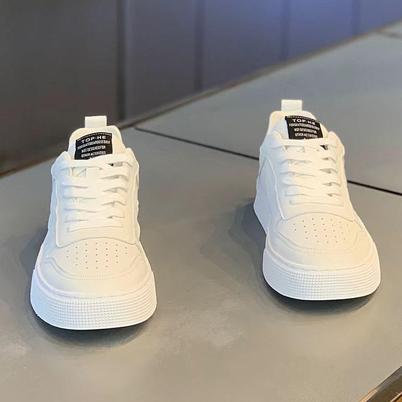 New Style PU Leather Small White Shoes Fashionable Casual Sneakers Skateboarding Shoes Walking Style Shoes for Man