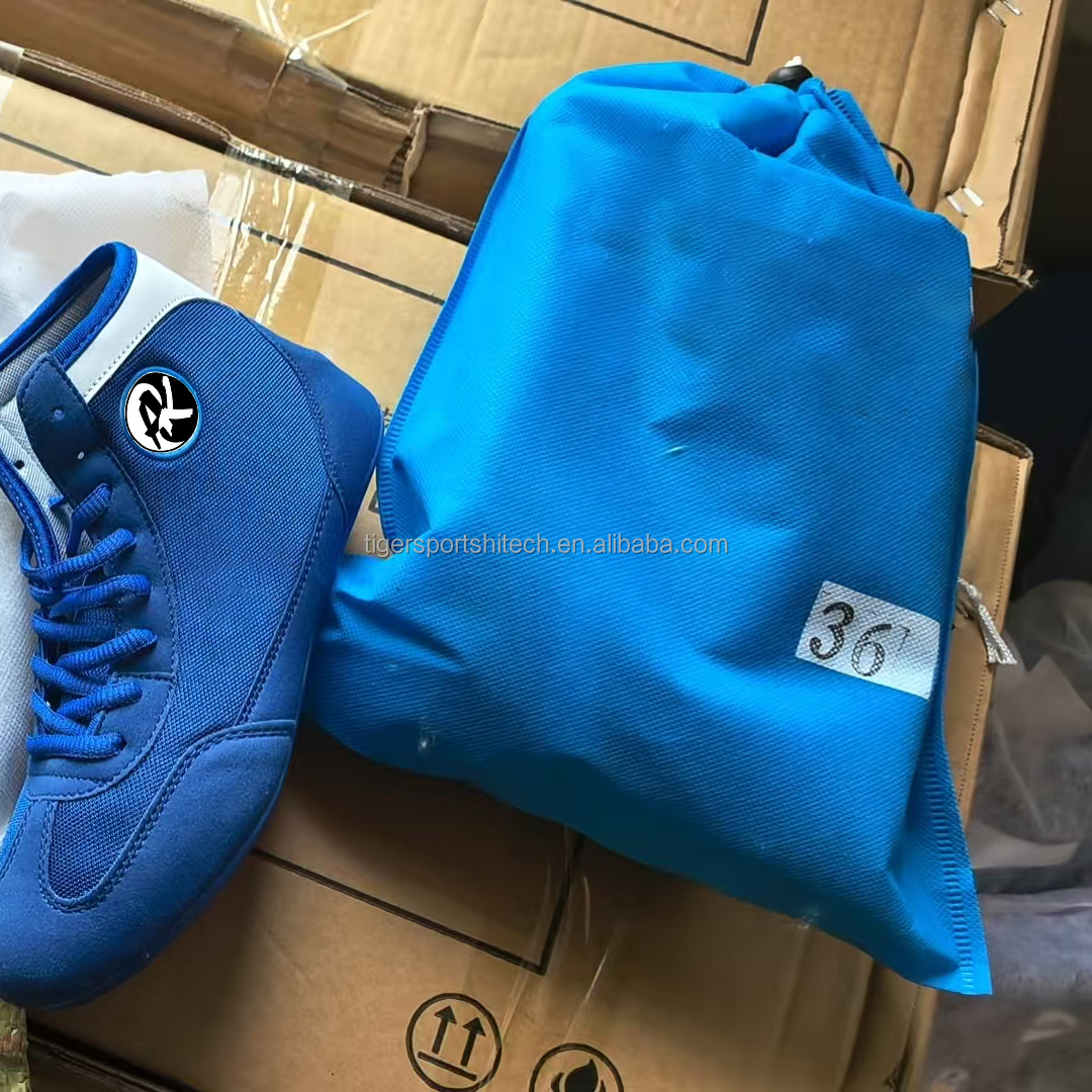 Men's and Women's New Mid-Helper Boxing Shoes for Indoor Fitness Training Sanda Fighting Shoes