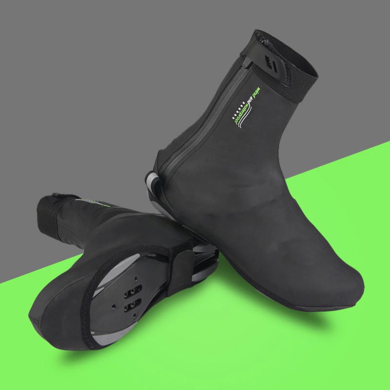 Hot Sale Windproof Waterproof Dustproof Cycling Shoes for Winter for Road and Mountain Bike Riding with Secure Lock Features