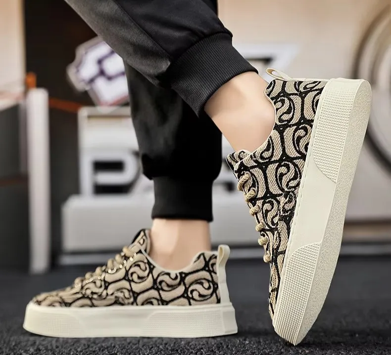 Classic Canvas Men's Skateboarding Shoes Side View