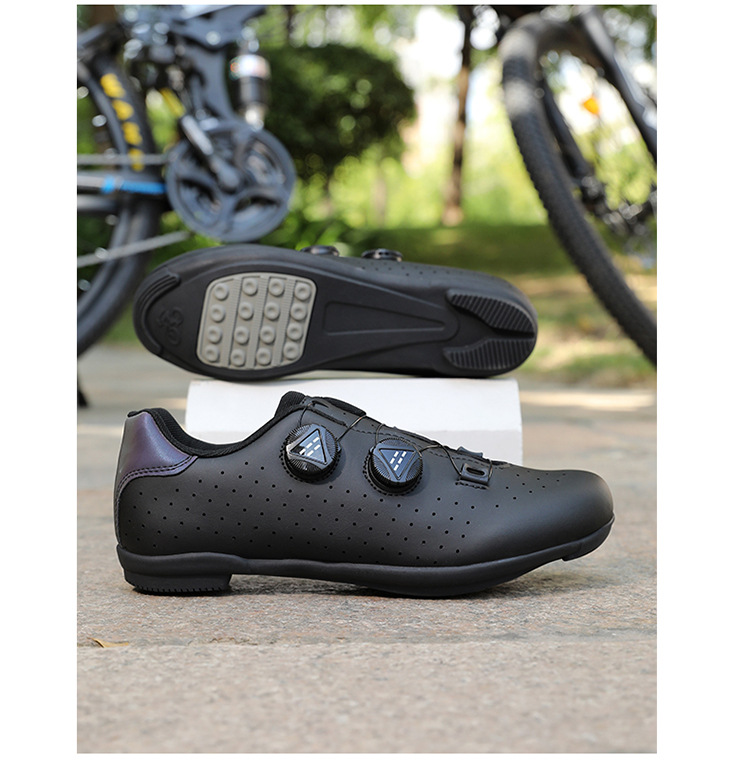 Outdoor sports product display 21