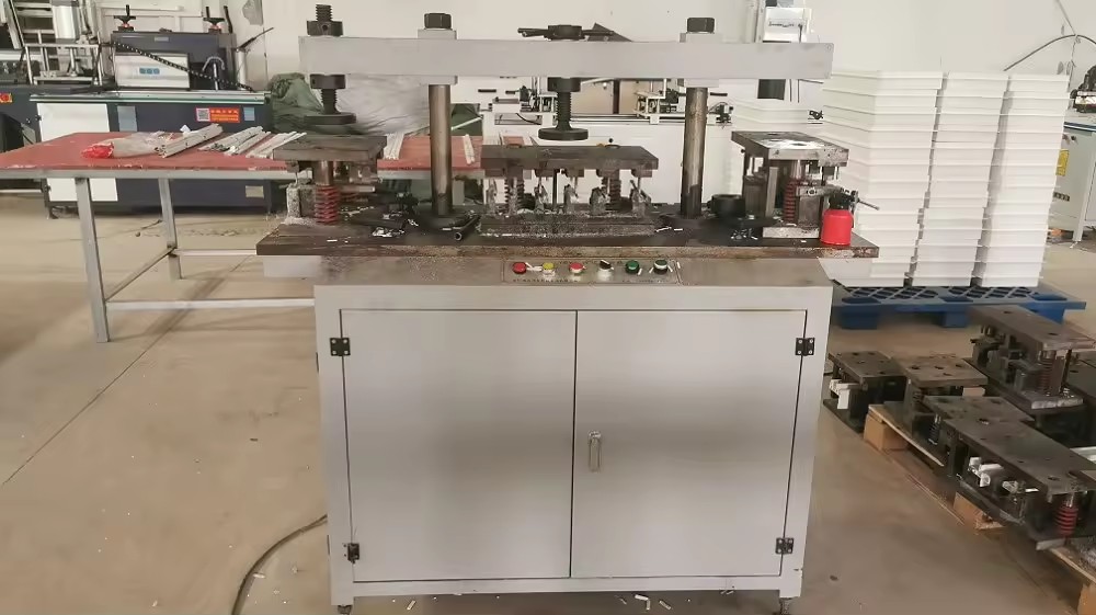 Heavy Duty Milling Station 2