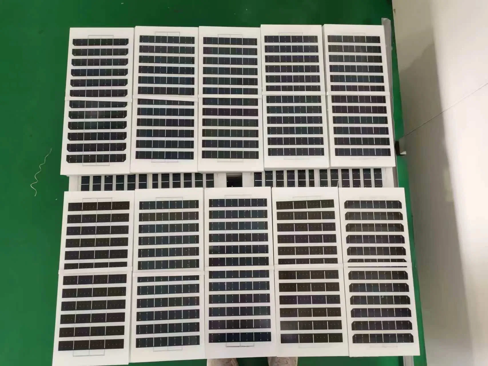 Painel Solar de Silício de Alta Capacidade, Gerador Solar, Fazenda de Energia, Fonte de Energia Off-Grid