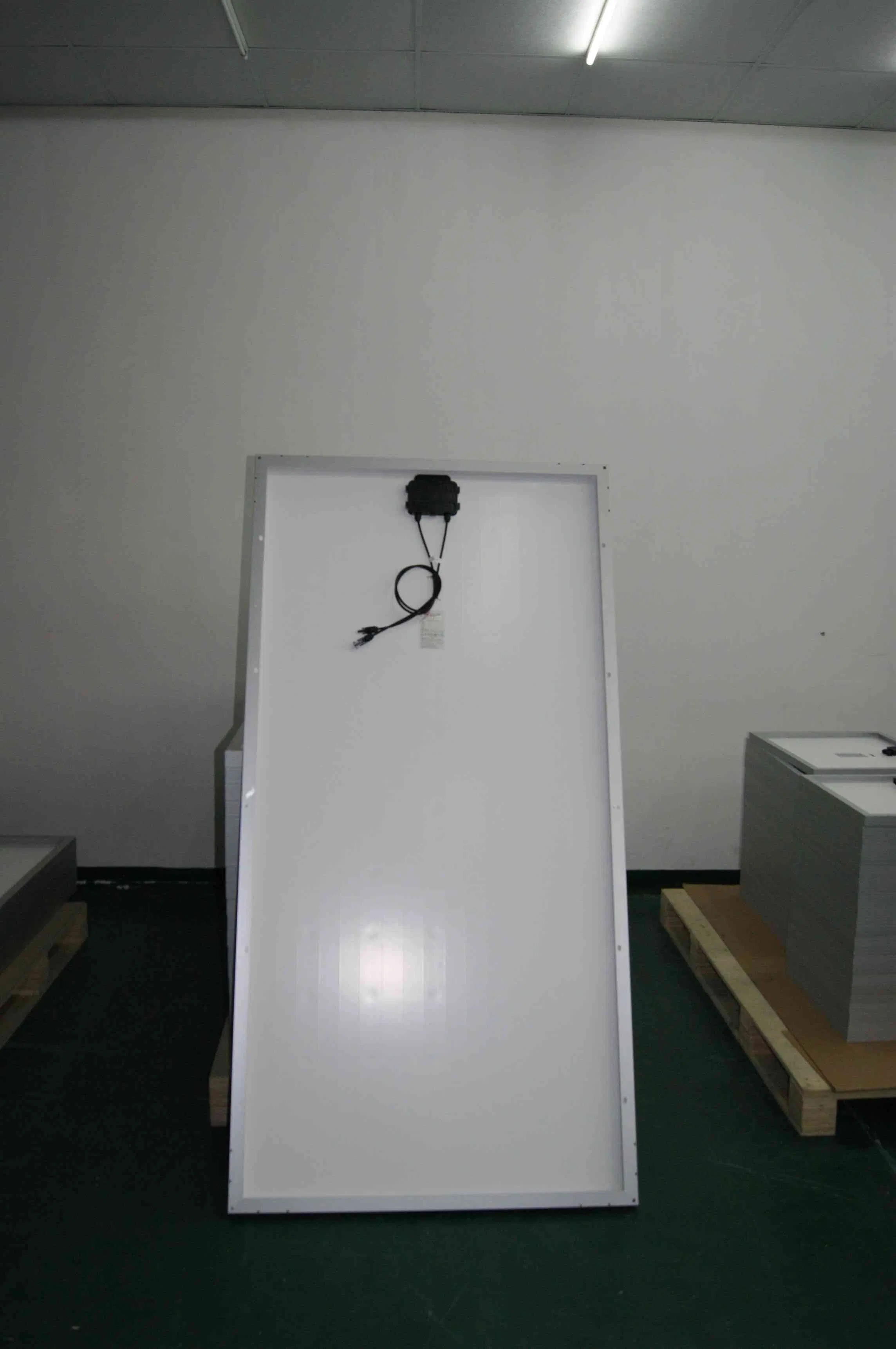 Painel Solar Policristalino de Grau A Top One para Uso em Sistema Solar 300W-360W