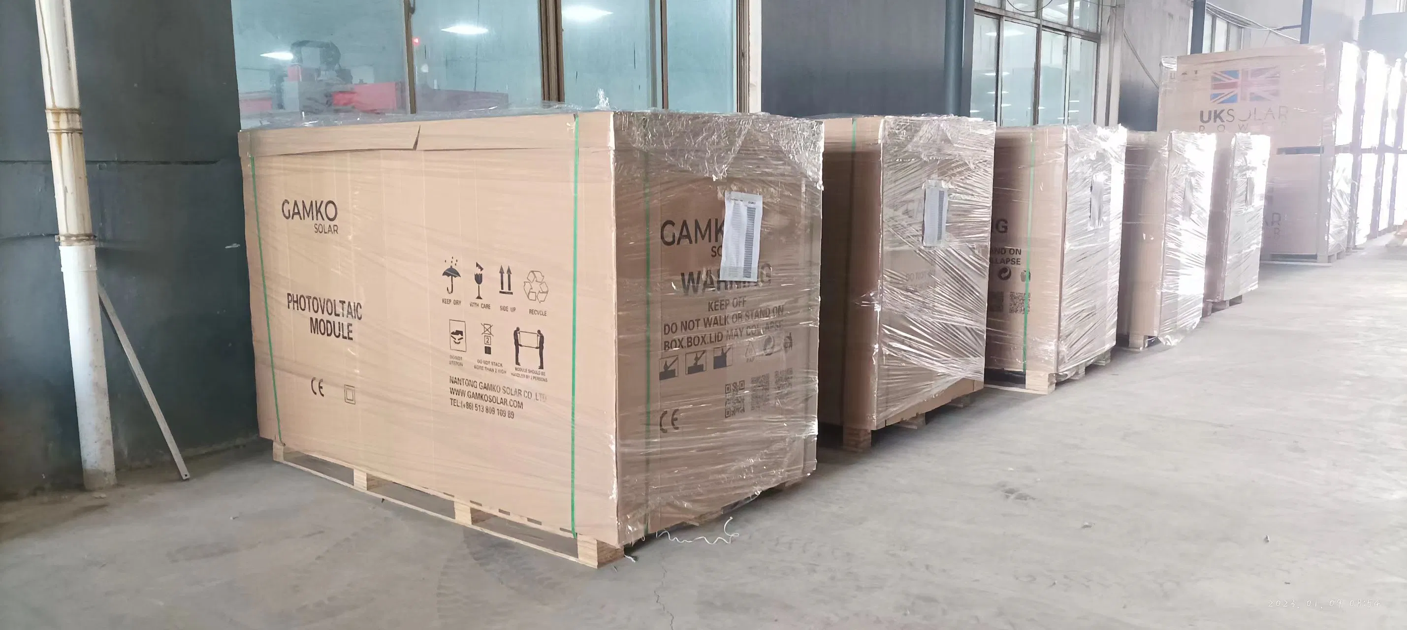 530W Camada 1 Painel Solar Monocristalino N-Topcon de Alta Eficiência para Casa, Fazenda