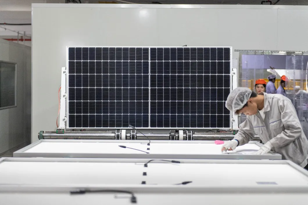 Painel Solar de Silício Monocristalino de Alta Eficiência Jinko 495W 500W 510W 520W Módulo PV para Uso Doméstico