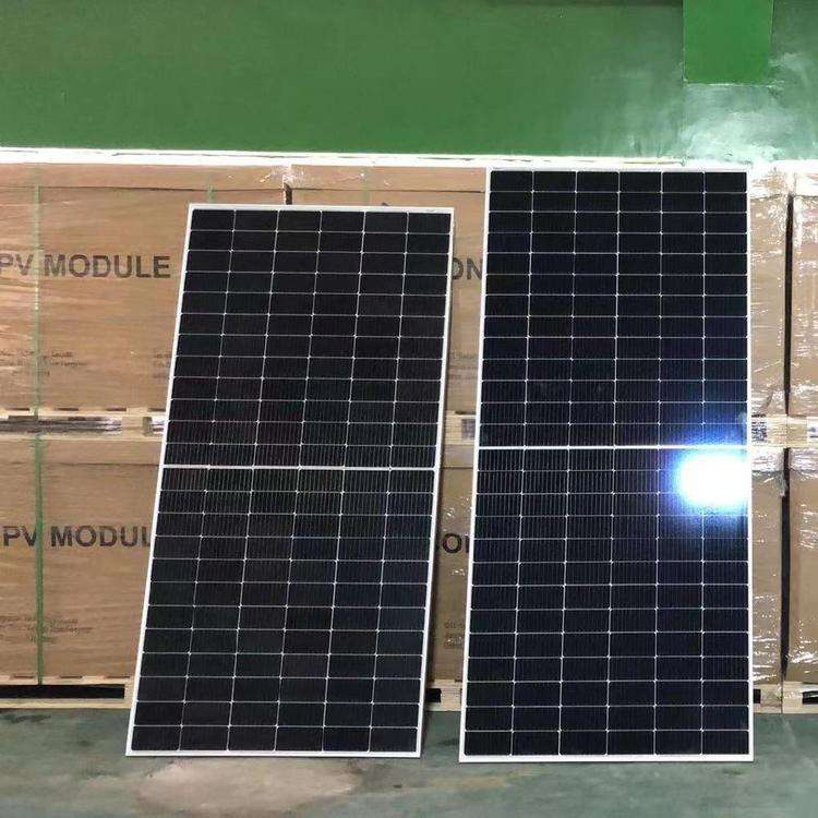 Shenzhen Hopesun Venda Quente 590W Painel Solar de Vidro para Sistema Solar Residencial e Comercial