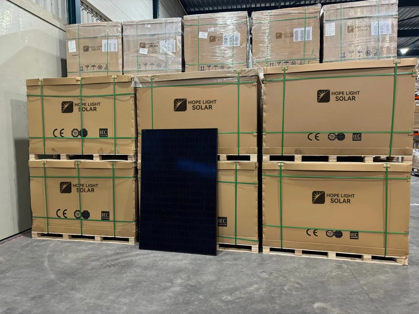 Painel Solar Fotovoltaico 695W 700W 710W 715W Painéis Topcon Tipo N