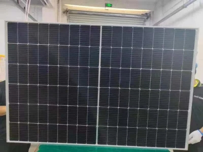 Shenzhen Hopesun Venda Quente 590W Painel Solar de Vidro para Sistema Solar Residencial e Comercial
